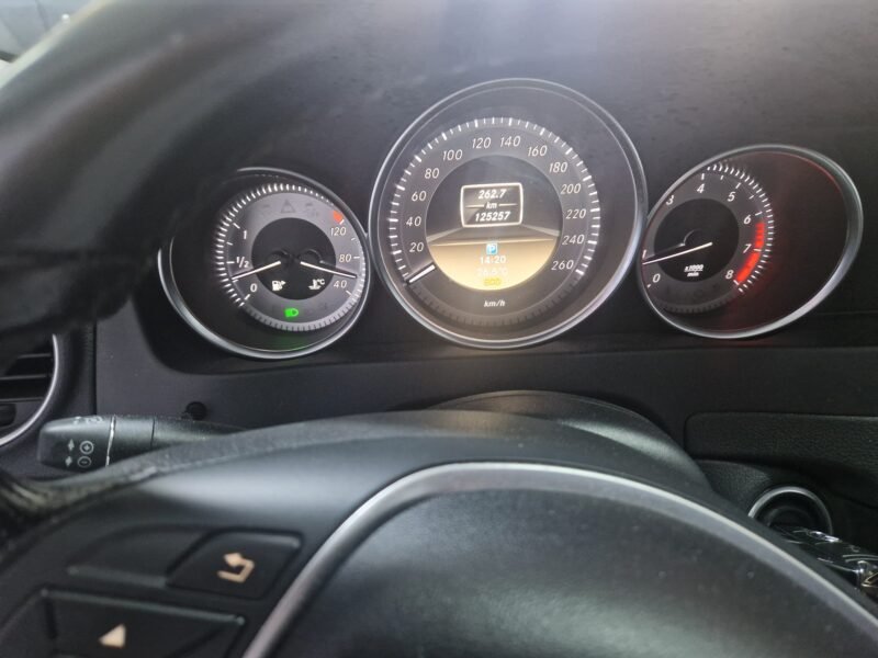MERCEDES-BENZ CLASE A 180D CDI