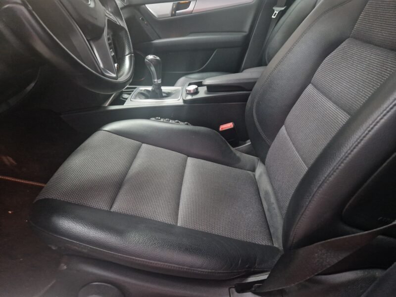 MERCEDES-BENZ CLASE C 200 avantgarde