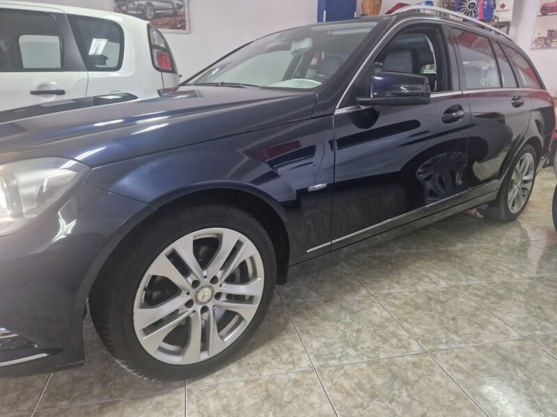 MERCEDES-BENZ CLASE C 200 avantgarde