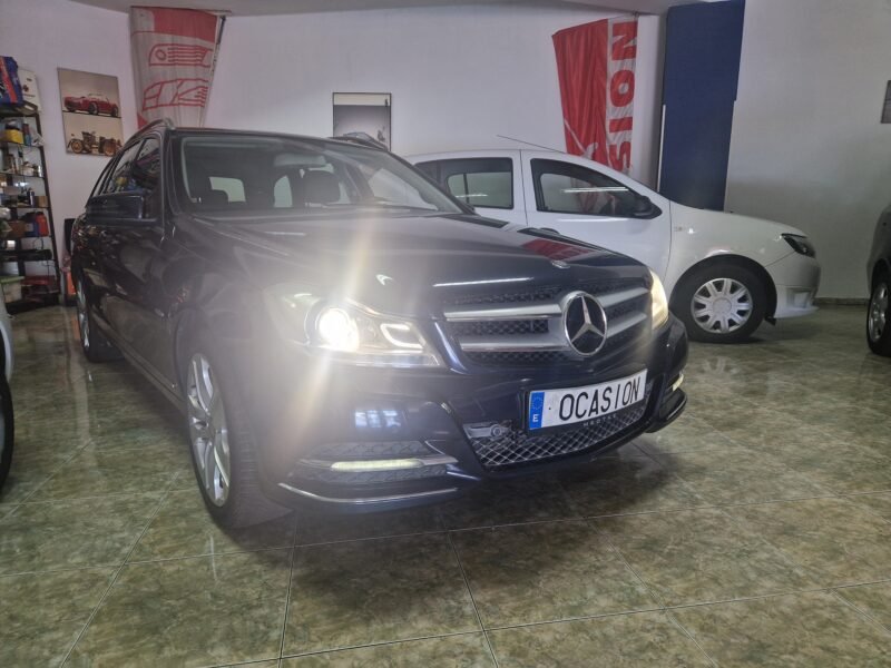 MERCEDES-BENZ CLASE C 200 avantgarde