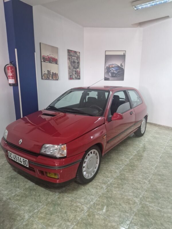 RENAULT CLIO 1.8 16V