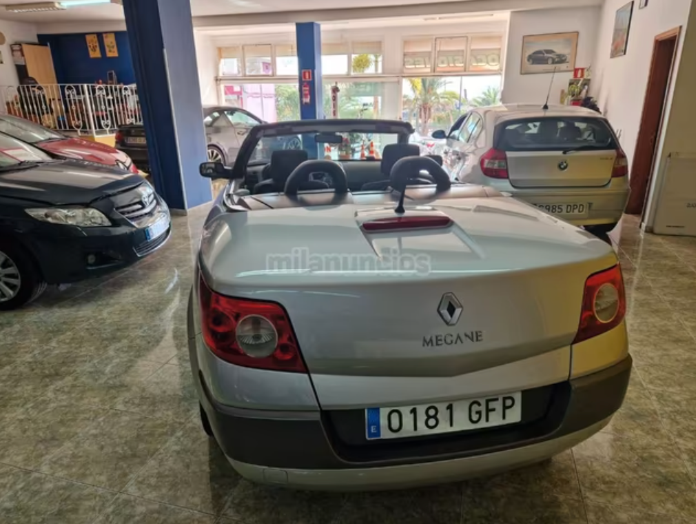 RENAULT Megane COUPECABRIO DYNAMIQUE 1.6 16V