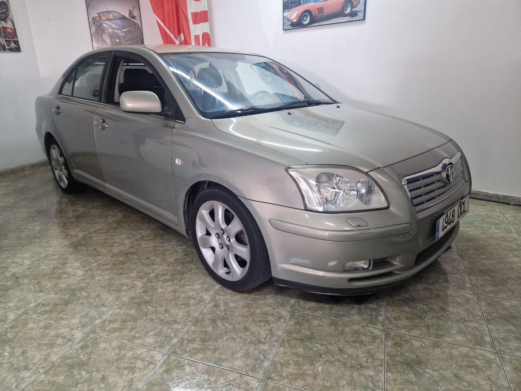 TOYOTA Avensis 2.0 avensis 4D