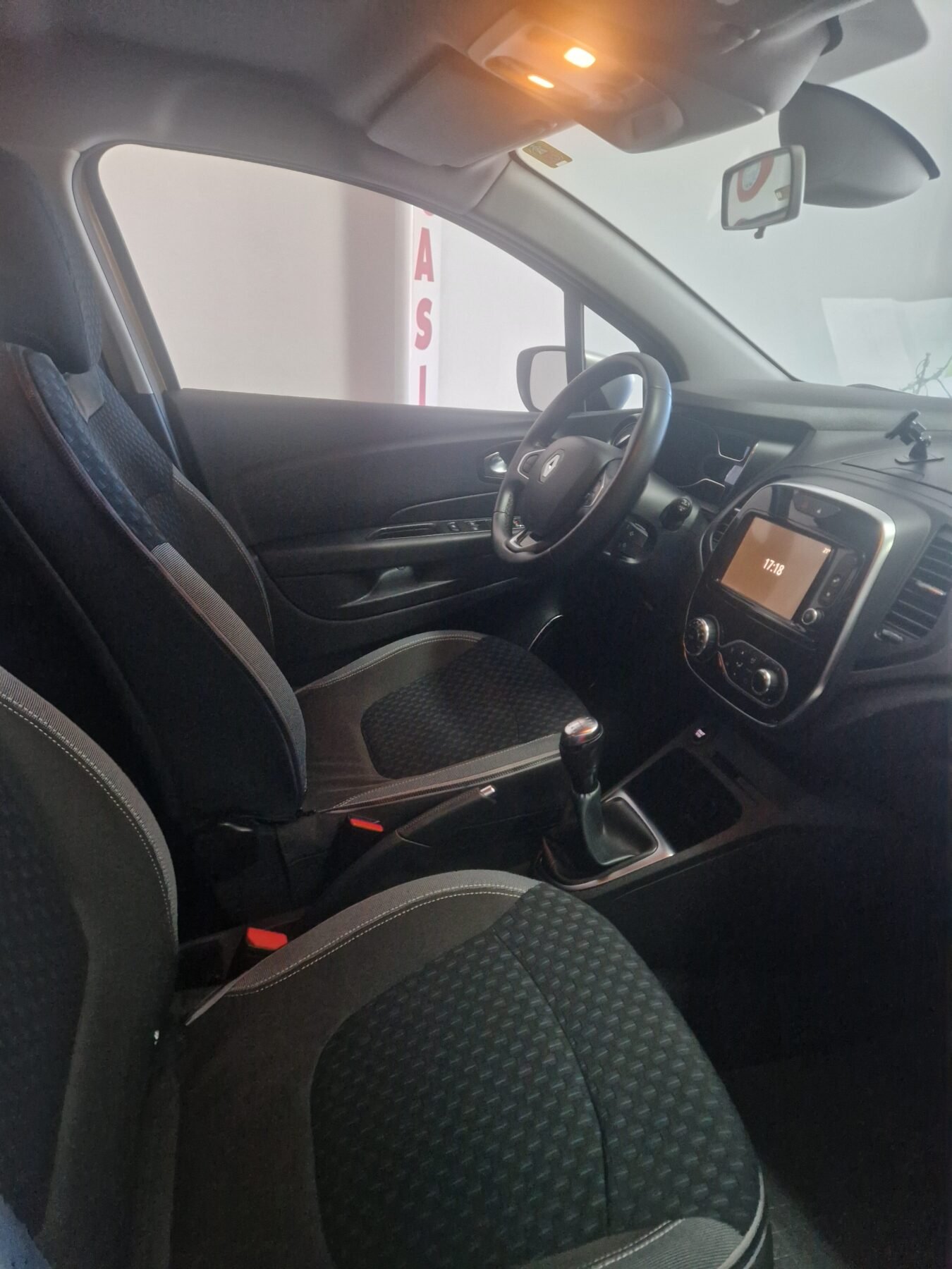 RENAULT Captur Suv 1000