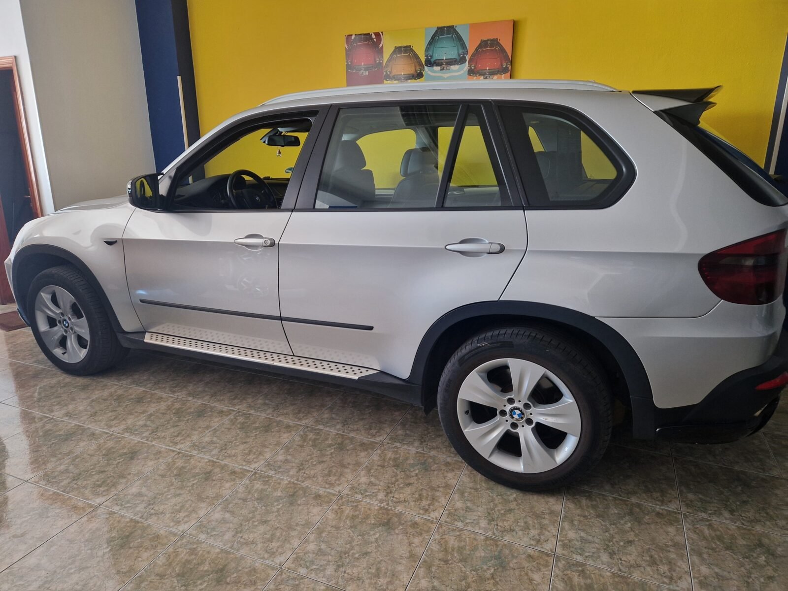 B.M.W X5 suv
