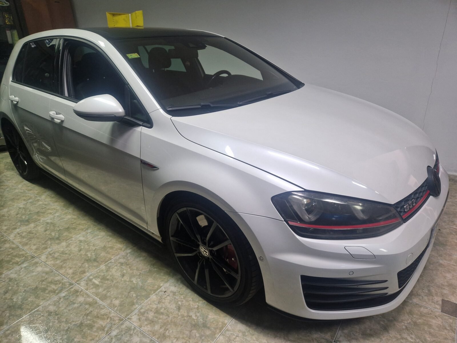 VOLKSWAGEN GOLF Per Fornans