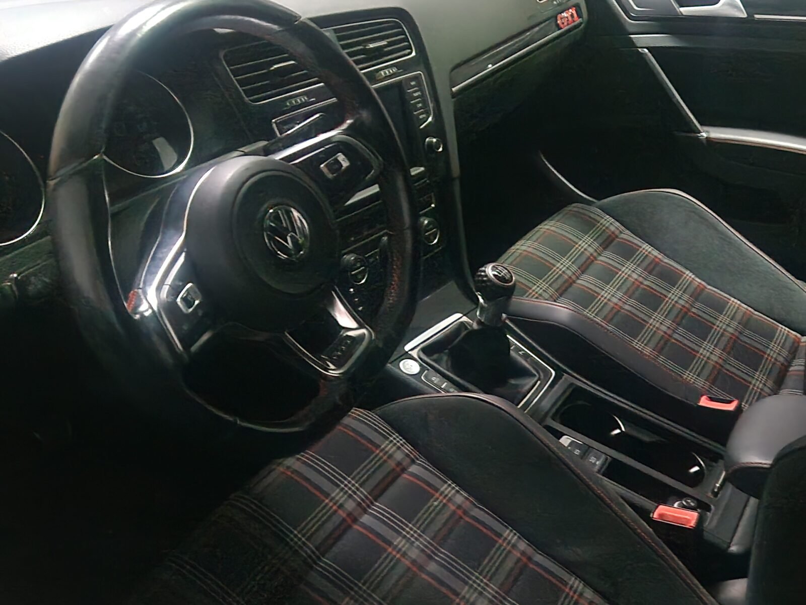 VOLKSWAGEN GOLF Per Fornans