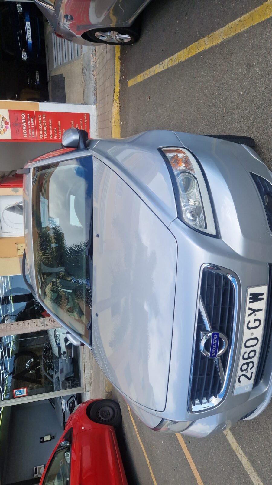 VOLVO S50 driver